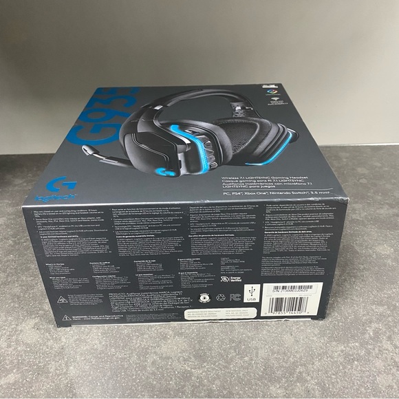 Logitech - G935 RF Wireless Gaming Headset with Microphone (Black) BNIB - Picture 4 of 6